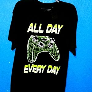 NWT Gamer Montra T-shirt